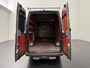 Volkswagen Crafter 140PK Automaat L3H3 | Imperiaal | Trekhaak | Navigatie | Camera | Airco | Cruise | 3-Zits