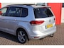 Volkswagen Touran 2.0 TDI Highline | Panoramadak | PDC | Cruise Control | Trekhaak |