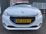 Peugeot 208 1.2 VTi Allure met parkeersensoren en bluetooth telefoon en cruise controle