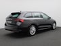 Skoda Octavia Combi 1.5 TSI MHEV Selection 115PK DSG Adaptieve Cruise Control, Parkeersensoren voor en achter, Stoelverwarming, Navi, 17" LM Velgen