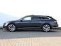 Volkswagen Arteon 1.4 TSI eHybrid R-Line Business 218PK DSG | Led | Panoramadak | Trekhaak | Keyless | Camera | Stoelverwarming
