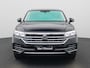 Volkswagen Touareg 3.0 TSI Hybrid | 380PK | Automaat | Plug-In | Trekhaak | Lederen Interieur | Elektrische Stoelen | Digital Cockpit | Dynaudio Geluidsysteem | Navigatie | Stoelverwarming |