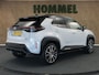 Toyota Yaris Cross 1.5 Hybrid 130 GR Sport - ELEKTRISCHE ACHTERKLEP - CAMERA - PARKEERSENSOREN VOOR/ ACHTER - PARKEERASSISTENT - HEAD UP DISPLAY -  DODEHOEK DETECTIE - VOORSTOELEN VERWARMD - STUUR VERWARMD - VOORRUIT VERWARMD - KEYLESS ENTRY/ START - SPORTSTOELEN