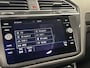 Volkswagen Tiguan 1.5 TSI ACT Highline Business R CAMERA TREKHAAK ECC NAVI.