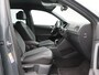 Volkswagen Tiguan 1.5 TSi R-Line Business 150 Pk Automaat | Trekhaak | Stoelverwarming | Camera | Carplay | LED | 19 Inch | 36.362 Km!!