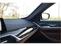 BMW 5-Serie Touring 540i xDrive M pak | Pano | Stoelventilatie | Head Up | Comfortzet. | Trekhaak | 20 Inch. |