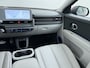 Hyundai Ioniq 5 58 kWh SOH 100% Leer 19"lm Camera Connect+ Warmtepomp Elektr.Stoelen+Stuur-Verwarmd Adaptive-Cruise- Head-up display Bose-HiFi Navi Apple/Android Carplay PDC-v/a Snelweg-assist Spoorassist Accu verwarm-syst. Elektr.-A-klep LED-v/a Blindspot Dodehoekass Grootlicht-assistent Subwoofer Ecall 800V Systeem V2L ondersteuning (3,6kw)