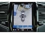 Volvo XC90 T8 Recharge AWD Plus Bright - Luchtvering - Panorama/schuifdak - IntelliSafe Assist & Surround - 360º Camera - Bowers & Wilkins audio - Adaptieve LED koplampen - Verwarmde voorstoelen, stuur & achterbank - Parkeersensoren voor & achter - Elektr. bedienb. voorstoelen met geheugen - Head up display - Draadloze tel. lader - Extra getint glas - 22' LMV