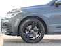 Volkswagen Tiguan 1.4 TSI 245 pk DSG eHybrid R-Line | Navigatie | App connect | LED Matrix | Camera | Head up | Stoel + Stuurverwarming | ACC | 19'' LM |