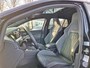Volkswagen Golf 1.5 eTSI 150pk DSG R-Line (Pano,IQ,Virtual)