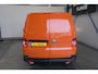 Volkswagen Transporter 2.0 TDI L2H1 DC - Airco, Cruise, Trekhaak.