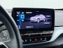 Volkswagen ID.4 SOH 92% Trekhaak Adap.Cruise Navi Ecc Apple Carplay Android Auto Stoel+Stuurverwarming Pdc Ecc DAB Smart Climate Comfort Pakket Rijstrooksensor Led Verwarmde Voorruit 1e Eigenaar Origineel Nederlandse Auto 55kWh pure € 42.000 nieuw!