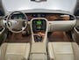 Jaguar XJ 3.5 V8 Sport (CLIMATE,CRUISE,ELEKTRISCHE STOELEN,LEDER,BLUETOOTH,SPORTSTOELEN,19'' LM VELGEN, NIEUWSTAAT)