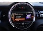 MINI Cooper Mini 1.5 Classic / Nederlandse Auto / Apple Car Play / Electrisch Schuifdak / Lederen bekleding / Cruise Control / Stoelverwarming voor / Keyless Entry & Start /