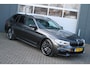 BMW 5-Serie Touring 520i High Executive M-Sport HeadUp/Camera/Panodak/Stoel&Stuurverwarming/Virtual/PDC/LederMemory/Navi/LED/20"LM