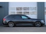 BMW 5-Serie Touring 520i High Executive M-Sport HeadUp/Camera/Panodak/Stoel&Stuurverwarming/Virtual/PDC/LederMemory/Navi/LED/20"LM