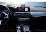BMW 5-Serie Touring 520i High Executive M-Sport HeadUp/Camera/Panodak/Stoel&Stuurverwarming/Virtual/PDC/LederMemory/Navi/LED/20"LM