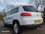 Volkswagen Tiguan 1.4 TSI R-Line Edition 2e eigenaar dealer onderhouden panorama dak cruis control autohold navigatie trekhaak