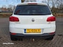 Volkswagen Tiguan 1.4 TSI R-Line Edition 2e eigenaar dealer onderhouden panorama dak cruis control autohold navigatie trekhaak