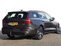 Volvo V60 2.0 B3 Momentum Advantage | TREKHAAK | ADAPTIVE CRUISE | DODEHOEKDETECTIE | STOEL+STUURVERWARMING | CAMERA | NAVI |