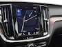 Volvo V60 Cross Country 2.0 B5 AWD Ultimate | Dealeronderhouden | Panoramadak | Leder | Navigatie | Elektr. achterklep | Trekhaak