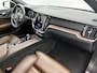 Volvo V60 Cross Country 2.0 B5 AWD Ultimate | Dealeronderhouden | Panoramadak | Leder | Navigatie | Elektr. achterklep | Trekhaak