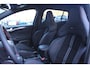 Ford Focus Wagon ST-Line X Hybrid 125pk I Sync 4 I Handsfree Achterklep I Winter Pack I Trekhaak I Recaro Sportstoelen