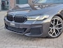 BMW 5-Serie Touring 520i M-sport High Executive Edition | Harman Kardon | Pano | BTW | Dealer onderhouden