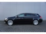 Opel Insignia Sports Tourer 1.6 T Cosmo Climate / Navi / Cruise / Leder / Parkeers. / Stoevlerw. / Trekhaak / NAP