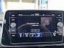 Volkswagen T-Roc 1.5 TSI Style Business | Climate Control | Cruise Control | Achteruitrijcamera | Afneembare Trekhaak | Apple Carplay/ Android Auto |