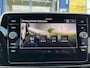 Volkswagen T-Roc 1.5 TSI Style Business | Climate Control | Cruise Control | Achteruitrijcamera | Afneembare Trekhaak | Apple Carplay/ Android Auto |