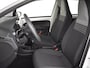 Volkswagen Up! 1.0 65pk | Navigatie via smartphone | Cruise control | Airco | Parkeersensoren achter | Camera achter