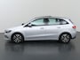 Mercedes-Benz B-klasse 180 Business Solution | Panoramadak | Widescreen | Stoelverwarming | Parkeerpakket | Achteruitrijcamera |