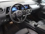 Mercedes-Benz B-klasse 180 Business Solution | Panoramadak | Widescreen | Stoelverwarming | Parkeerpakket | Achteruitrijcamera |