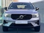 Volvo XC40 2.0 B4 Plus Dark Mild hybrid, Trekhaak, Automaat, Driver assist, BLIS, Adaptive cruise control, Stoelverwarming, Stuurverwarming, 19 inch wielen