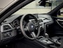 BMW 3-Serie Touring 320i Luxury Line High Executive Hifi | HUD | Trekhaak afneembaar | Keyless Entry | Adaptive LED | Lederen Sportstoelen
