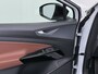 Volkswagen ID.4 204pk First 77kWh SOH 90% Leer/Alcantara Adap.Cruise Navi Ecc Camera Apple Carplay Android Pdc Lmv 20" Stoelverwarming Led Bordherkenning Voor-Klimatisering App-Connect E-sound Front-Assist Origineel Nederlandse Auto Zeer Compleet 1e eigenaar