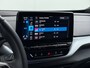 Volkswagen ID.4 204pk First 77kWh SOH 90% Leer/Alcantara Adap.Cruise Navi Ecc Camera Apple Carplay Android Pdc Lmv 20" Stoelverwarming Led Bordherkenning Voor-Klimatisering App-Connect E-sound Front-Assist Origineel Nederlandse Auto Zeer Compleet 1e eigenaar