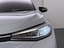 Volkswagen ID.4 204pk First 77kWh SOH 90% Leer/Alcantara Adap.Cruise Navi Ecc Camera Apple Carplay Android Pdc Lmv 20" Stoelverwarming Led Bordherkenning Voor-Klimatisering App-Connect E-sound Front-Assist Origineel Nederlandse Auto Zeer Compleet 1e eigenaar