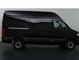 Mercedes-Benz eSprinter 314 L2 H2 PRO | 81 kWh | 100% elektrisch | 2000kg Trekhaak | 115Kw/u DC Snelladen | Smartphone integratie pakket | Carplay | Camera | Comfort bestuurdersstoel |
