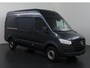 Mercedes-Benz eSprinter 414 L2H2 Pro 81kWh 2000 KG Trekhaak | Cruise-Controle | MBUX | Achteruitrijcamera | DC laden 115 kW | Smartphone integratie pakket |
