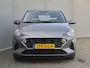Hyundai i10 1.0 Comfort 5-zits Automaat / Dealer onderhouden / Fabrieksgarantie tot 03-2028 / Airco / Cruise control / Navigatie via Apple Carplay of Android Auto / Elektrische ramen voor / Lane assist /