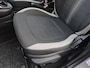 Hyundai i10 1.0 Comfort 5-zits Automaat / Dealer onderhouden / Fabrieksgarantie tot 03-2028 / Airco / Cruise control / Navigatie via Apple Carplay of Android Auto / Elektrische ramen voor / Lane assist /