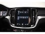 Volvo S60 2.0 T5 250pk R-design Aut. [ Panorama Head-up Leder Stoel-en stuurverwarming ]