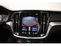 Volvo S60 2.0 T5 250pk R-design Aut. [ Panorama Head-up Leder Stoel-en stuurverwarming ]