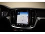 Volvo S60 2.0 T5 250pk R-design Aut. [ Panorama Head-up Leder Stoel-en stuurverwarming ]