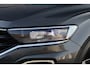 Volkswagen T-Roc 1.5 TSI Sport | ACC | Camera | Trekhaak |