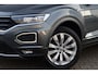 Volkswagen T-Roc 1.5 TSI Sport | ACC | Camera | Trekhaak |