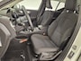 Volvo XC40 1.5 T2 Business Pro | Adaptieve Cruise Control | Trekhaak | Dodehoek Detectie | Navigatie | Apple CarPlay & Android Auto | Parkeersensoren | Elektrische Achterklep |