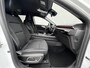 Renault Espace E-Tech full hybrid 200 esprit Alpine 7p. / Fabrieksgarantie tot 02-2027 / Dealer onderhouden / 7 persoons / 1.500 kg trekgewicht / Elektrische stoelen met massage functie / Elektrische klep /  HUD / Camera 360° / Navi / Apple Carplay Android / 20" LM wielen / All Season banden /